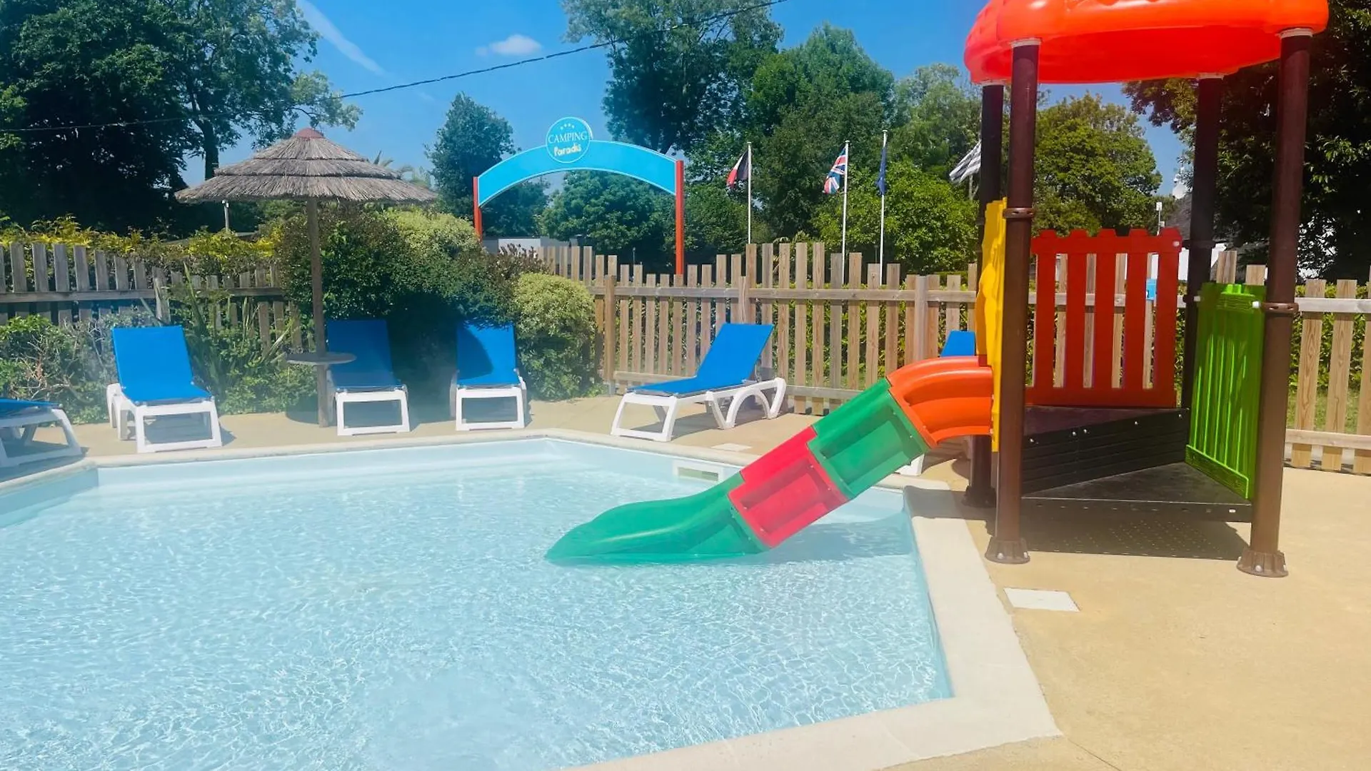 Mobil Home Camping Paradis Du Quinquis Clohars-Carnoët 0*,  Francja